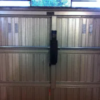 automazione porte basculanti